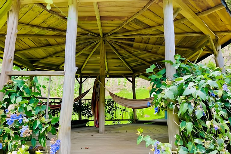 Cabaña completa con cocina en medio de naturaleza